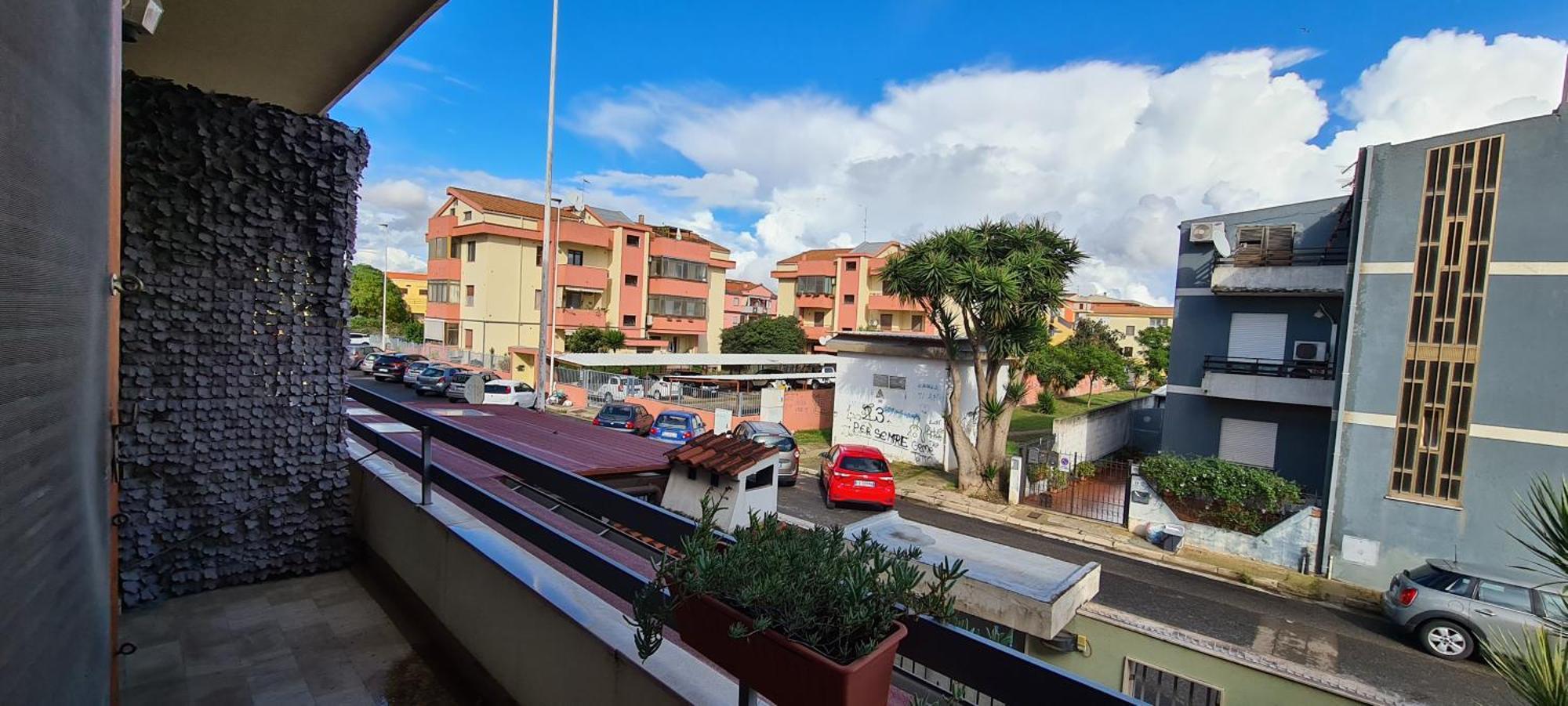 Em Holiday Apartment Quartu Sant'Elena Ngoại thất bức ảnh