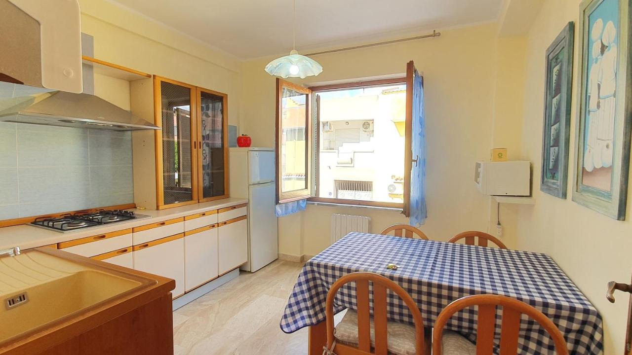 Em Holiday Apartment Quartu Sant'Elena Ngoại thất bức ảnh