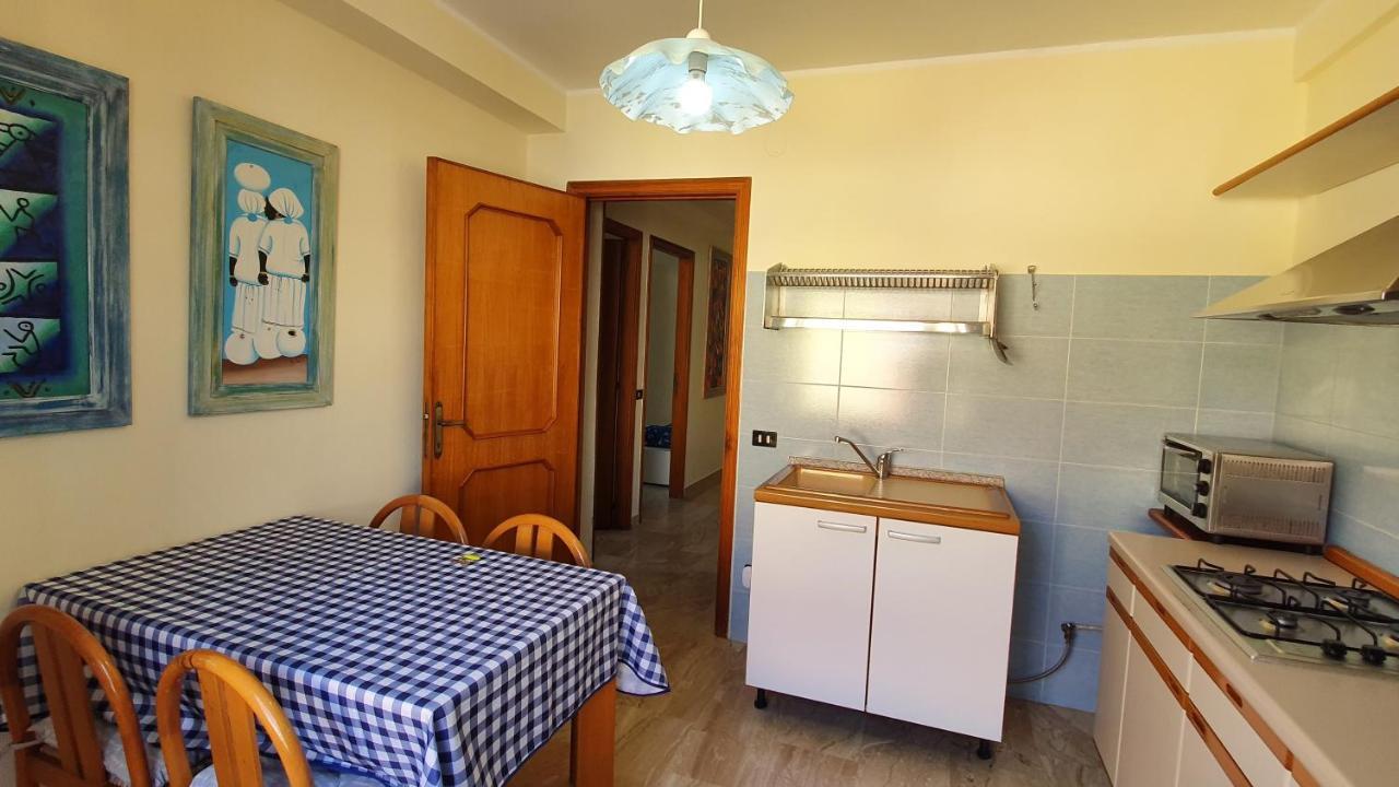 Em Holiday Apartment Quartu Sant'Elena Ngoại thất bức ảnh